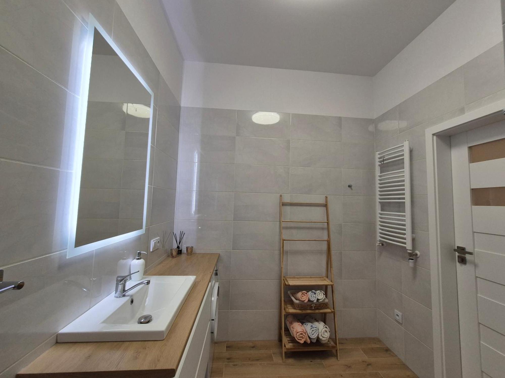 Apartament Duzy Komfortowy Apartament W Samym Centrum Przy Manufaktura I Piotrkowska, Blisko Zoo, Fala Łódź Zewnętrze zdjęcie